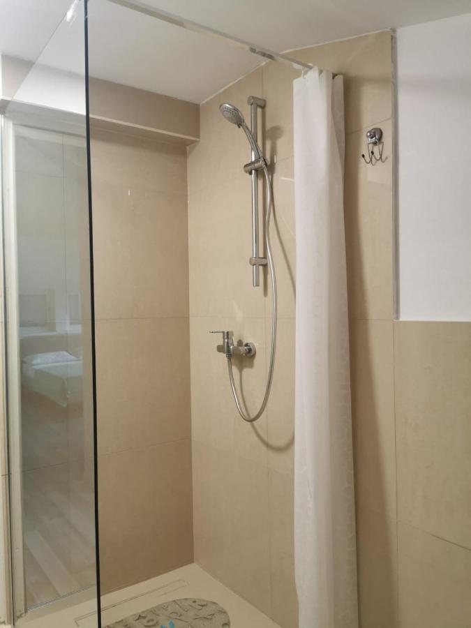 Apartments Vero Orebic Ngoại thất bức ảnh
