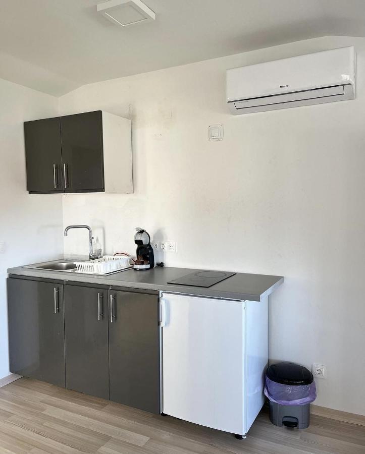 Apartments Vero Orebic Ngoại thất bức ảnh
