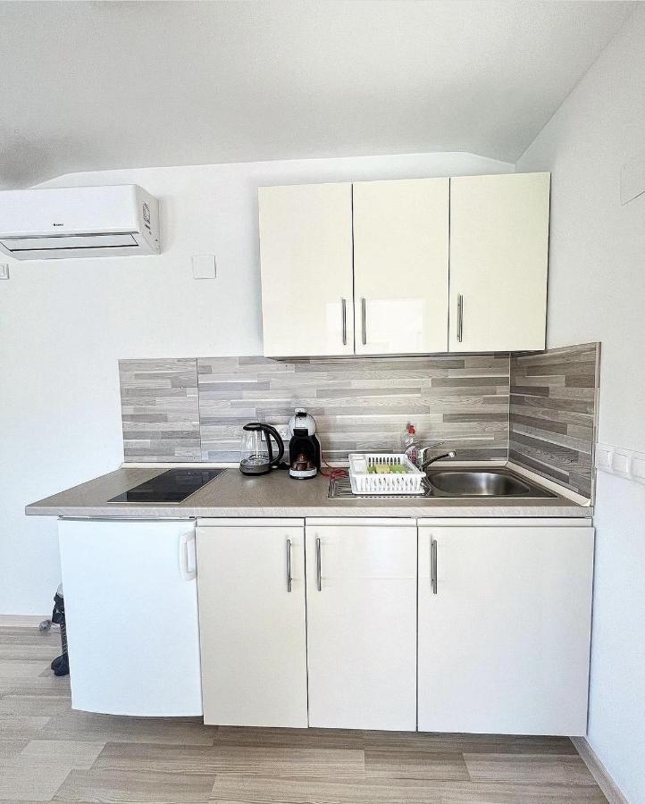 Apartments Vero Orebic Ngoại thất bức ảnh